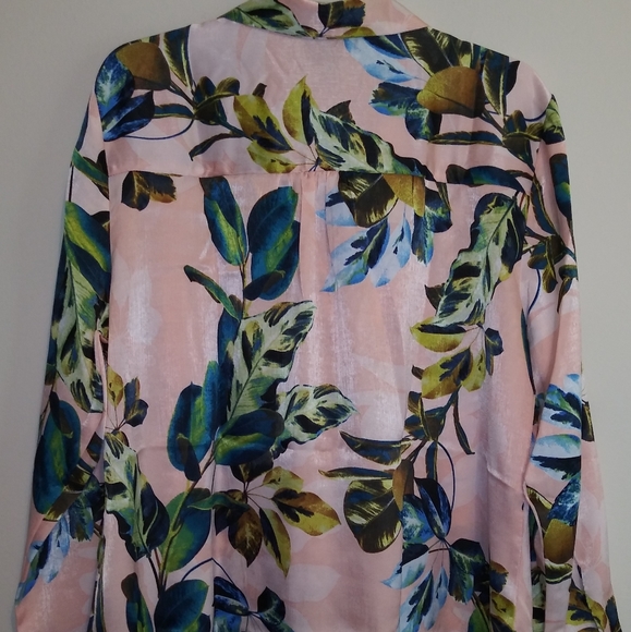 Rose Floral Soft Blouse - Picture 4 of 8